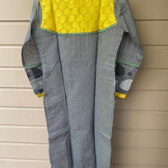 Indian kurti (maxi gown style) size L - Picture 3 of 7